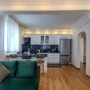 dilek-suite.istanbul-turkeyhotels.com/