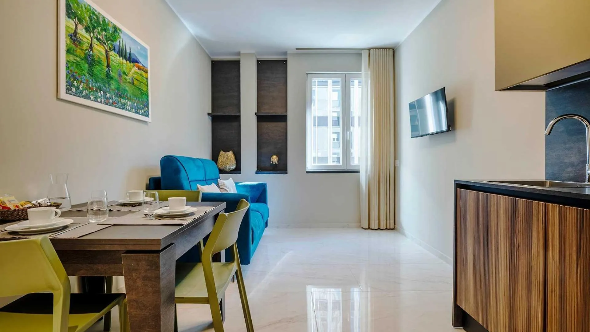 Velasca Tower Apartments Milán