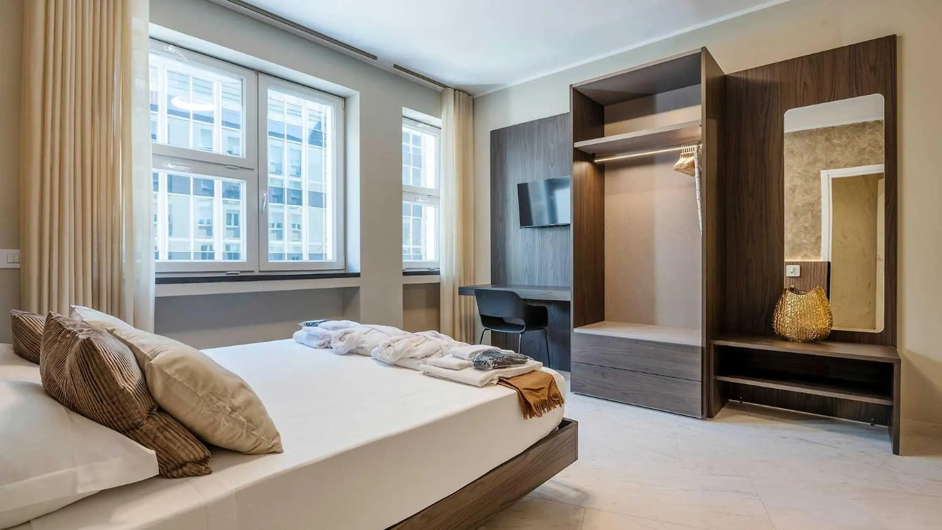 Velasca Tower Apartments Milán